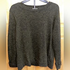 Size large green j- crew sweater